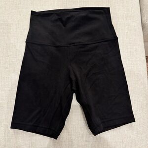 Lululemon 8” align shorts